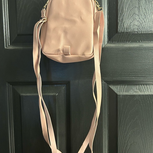 adorable mini flamingo 🦩 backpack - Picture 7 of 9